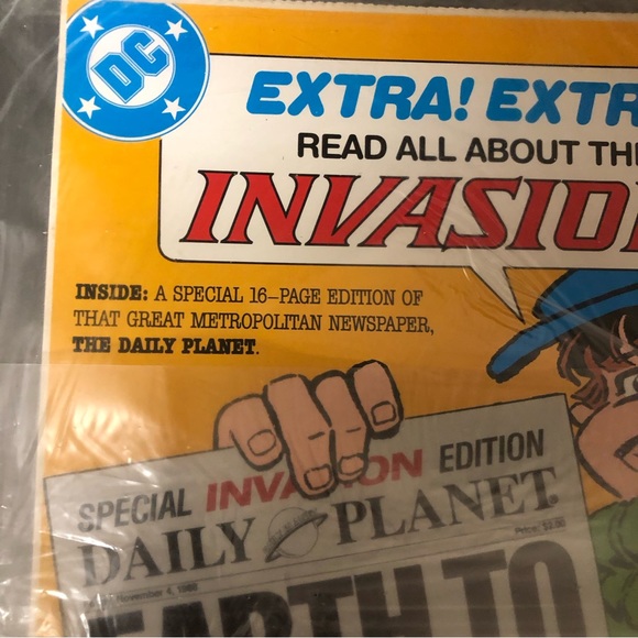 DAILY PLANET EARTH TO INVADERS: DROP DEAD NEWSPAPER DC COMICS FACTORY SEAL 1988 - Picture 8 of 11